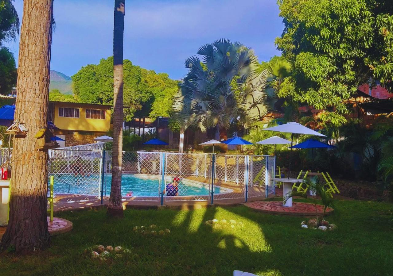 Hotel villa de Rauzan Melgar Exterior foto